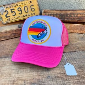 ✨AVIATOR NATION NEON PINK +WHITE VENICE PATCH MESH LOW RISE TRUCKER HAT O/S NWT